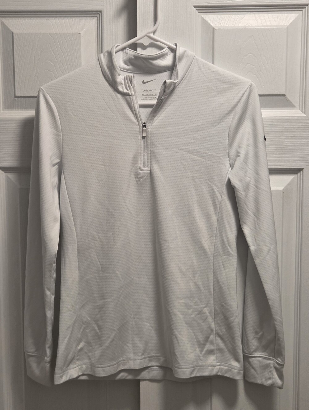 Nike Dri-FIT Quarter Zip Pullover Size XS - Running, Runner, Gym, Yoga